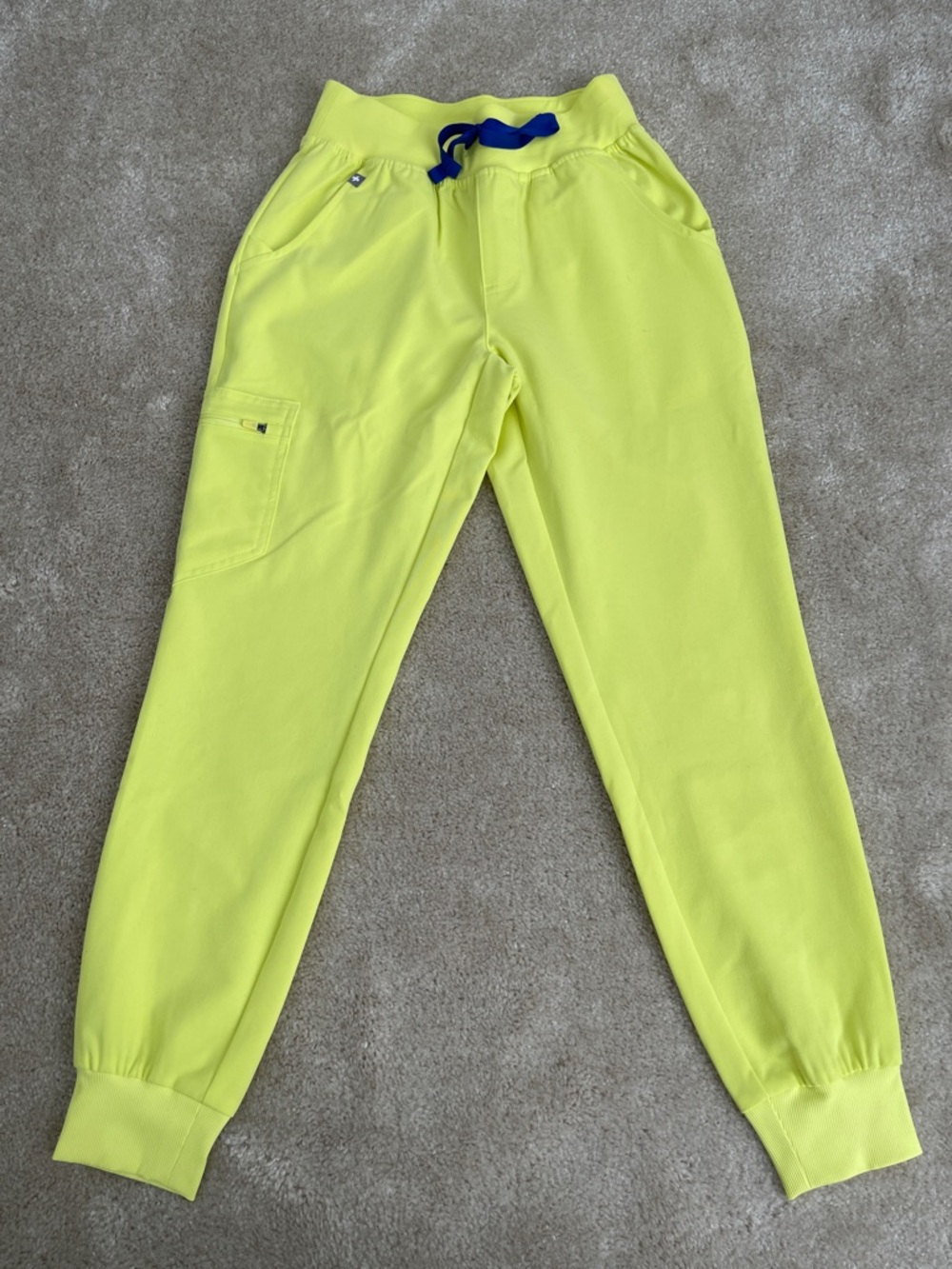 Figs Petite XXS Zamora Jogger Scrub Pants Bright Yellow